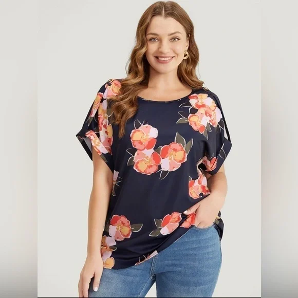 Bloomchic Floral Printed Rolled Tab Indigo Blouse 26 NWT - Picture 2 of 8